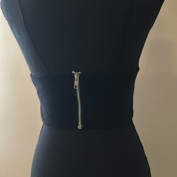 Zip up crop top - Picture 3 of 3